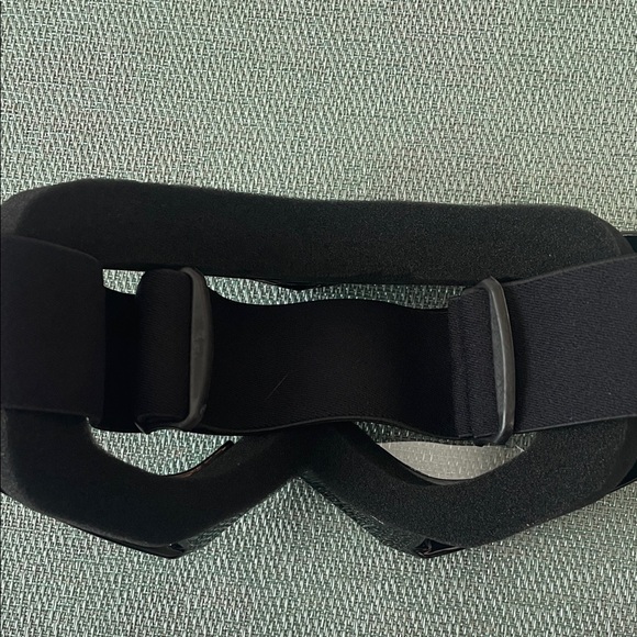 Black Ski Goggles - Picture 2 of 5